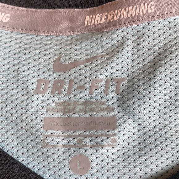 Nike Running Dri Fit Top. Size Large. - Picture 3 of 4